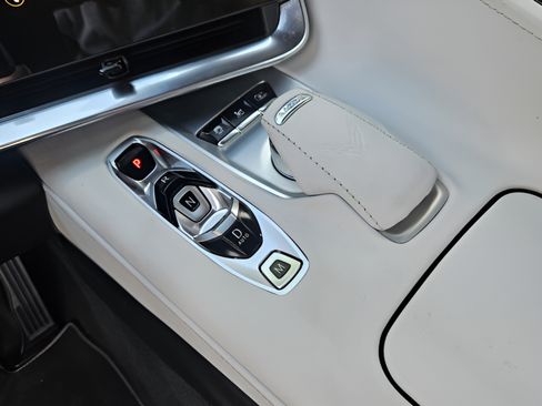Used 2021 Chevrolet Corvette Stingray Preferred Conv w/ Z51 Performance Package RWD image 14