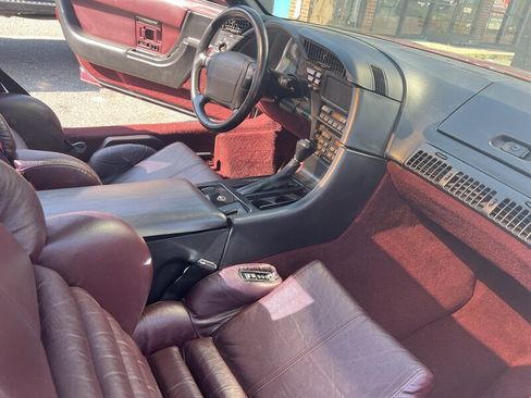 Used 1993 Chevrolet Corvette Coupe RWD image 10