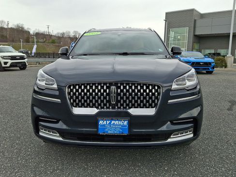 Certified 2023 Lincoln Aviator Black Label AWD/4WD image 2