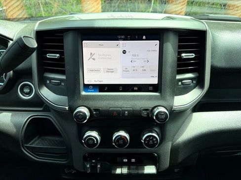 Used 2022 RAM 3500 Tradesman image 21