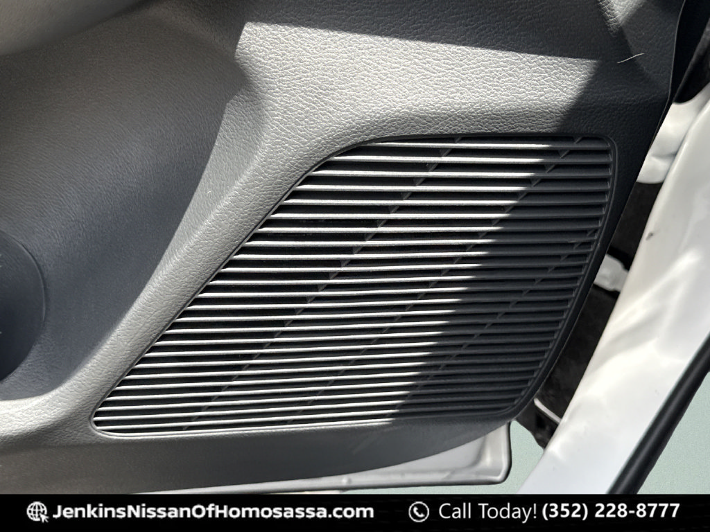 New 2026 Nissan Kicks SV w/ Cold Weather Package FWD image 31