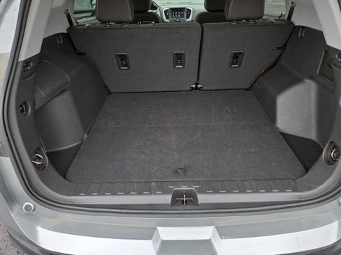 Used 2024 GMC Terrain SLE image 26