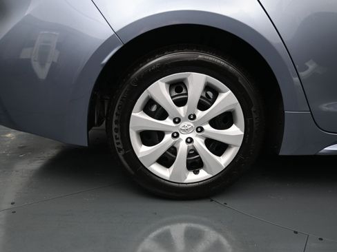 Used 2026 Toyota Corolla LE FWD image 9
