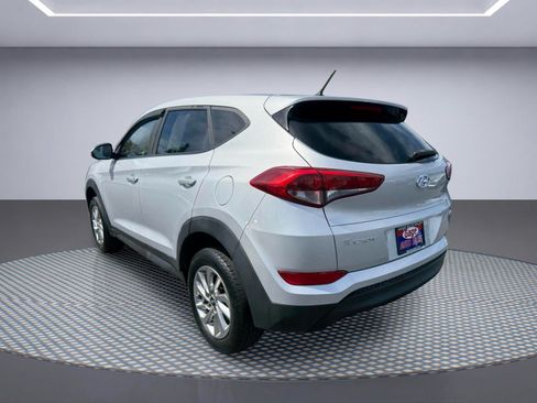 Used 2018 Hyundai Tucson SE AWD/4WD image 4