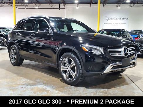 Used 2017 Mercedes-Benz GLC 300 4MATIC image 3