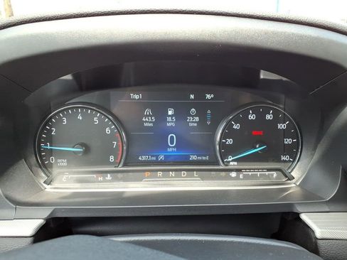 Used 2024 Ford Explorer XLT w/ Equipment Group 202A AWD/4WD image 20