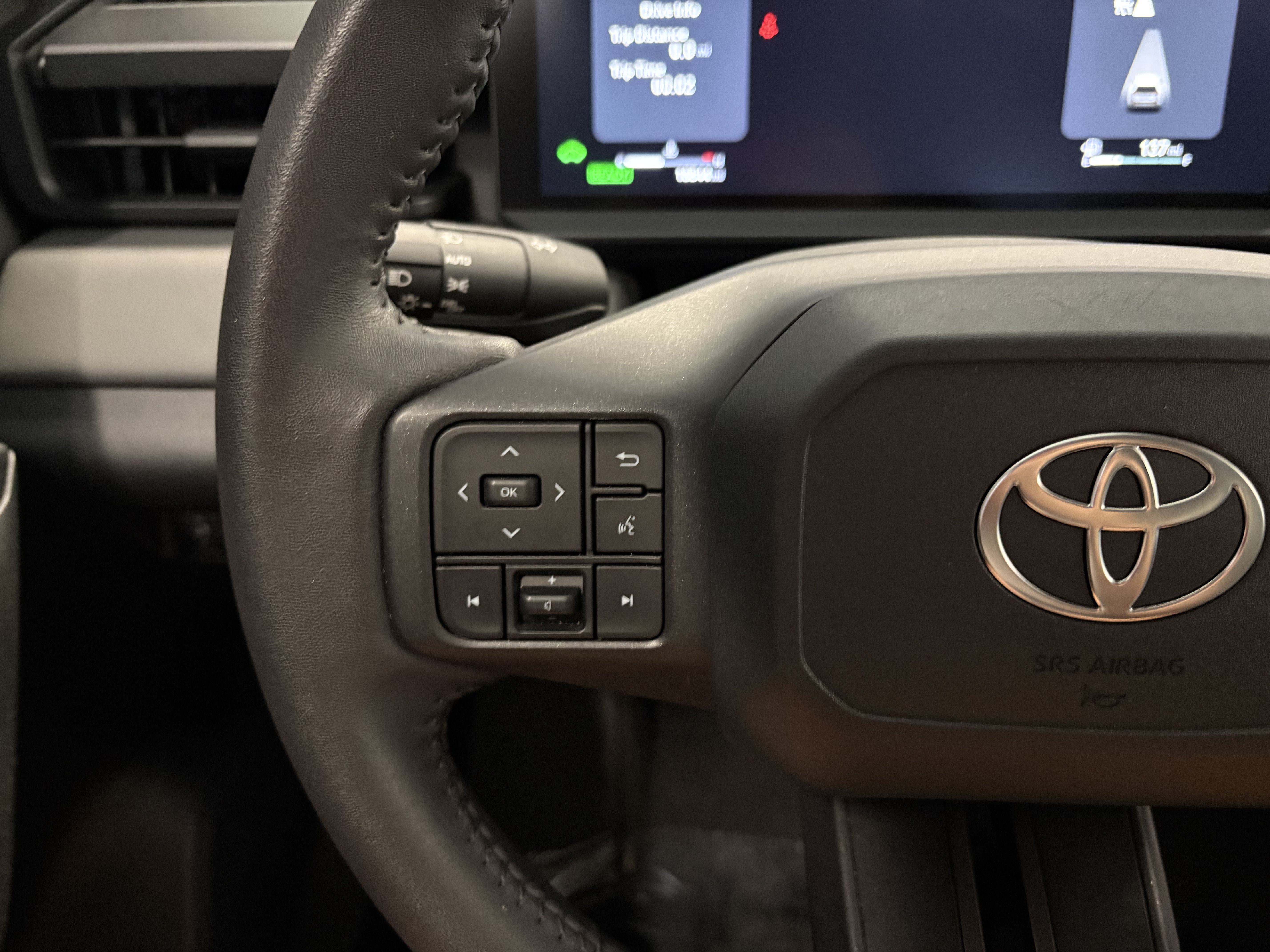 Used 2026 Toyota RAV4 XLE Premium FWD image 23