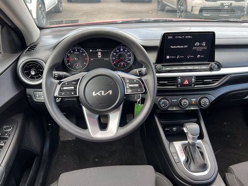 Used 2024 Kia Forte LXS w/ LXS Technology Package FWD image 23