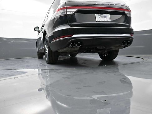 Used 2026 Lincoln Aviator AWD image 35