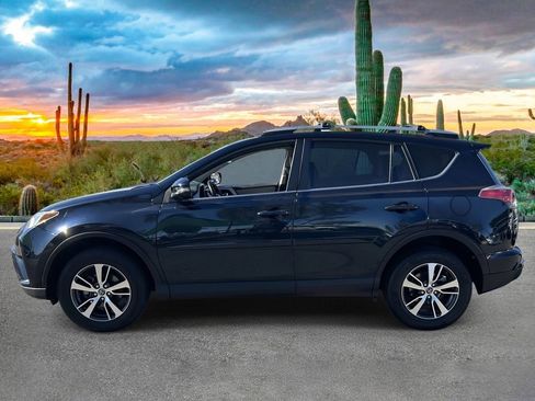 Used 2018 Toyota RAV4 XLE w/ Plus Extra Value Package image 6