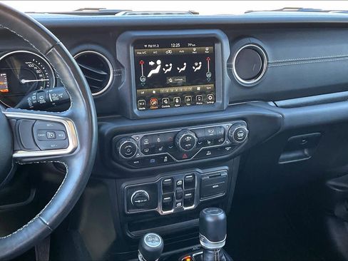 Used 2023 Jeep Wrangler Sahara w/ Cold Weather Group image 7