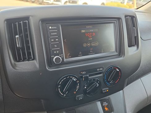 Used 2020 Nissan NV200 SV FWD image 19