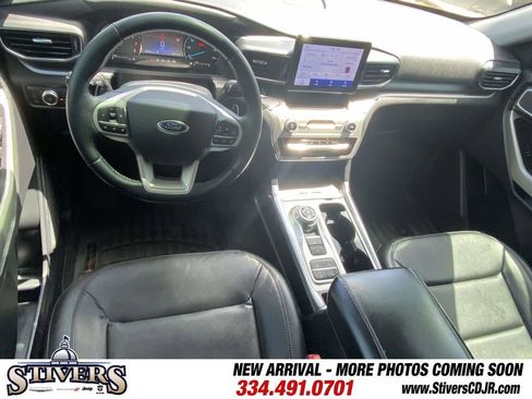 Used 2020 Ford Explorer XLT w/ Equipment Group 202A RWD image 47