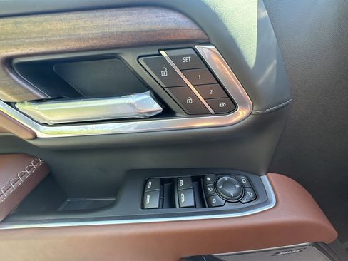 New 2026 GMC Sierra 2500 Denali Ultimate AWD/4WD image 15