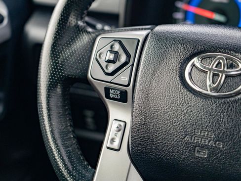 Used 2016 Toyota 4Runner Limited AWD/4WD image 23