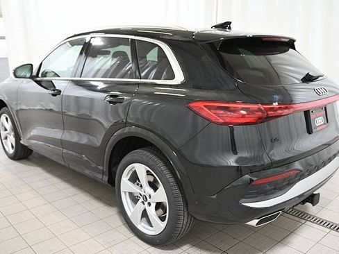 Used 2025 Audi Q5 Premium Plus AWD/4WD image 11
