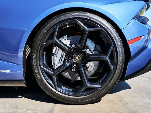 Used 2024 Lamborghini Huracan Tecnica image 28