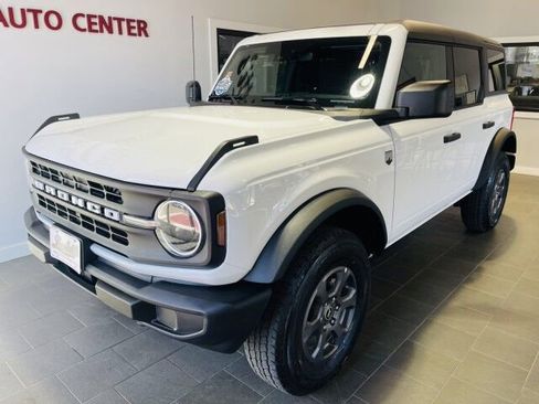 Used 2025 Ford Bronco Big Bend AWD/4WD image 2