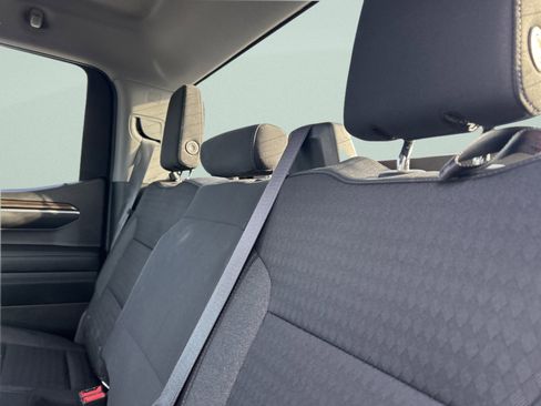 Used 2022 Chevrolet Silverado 1500 LT image 15