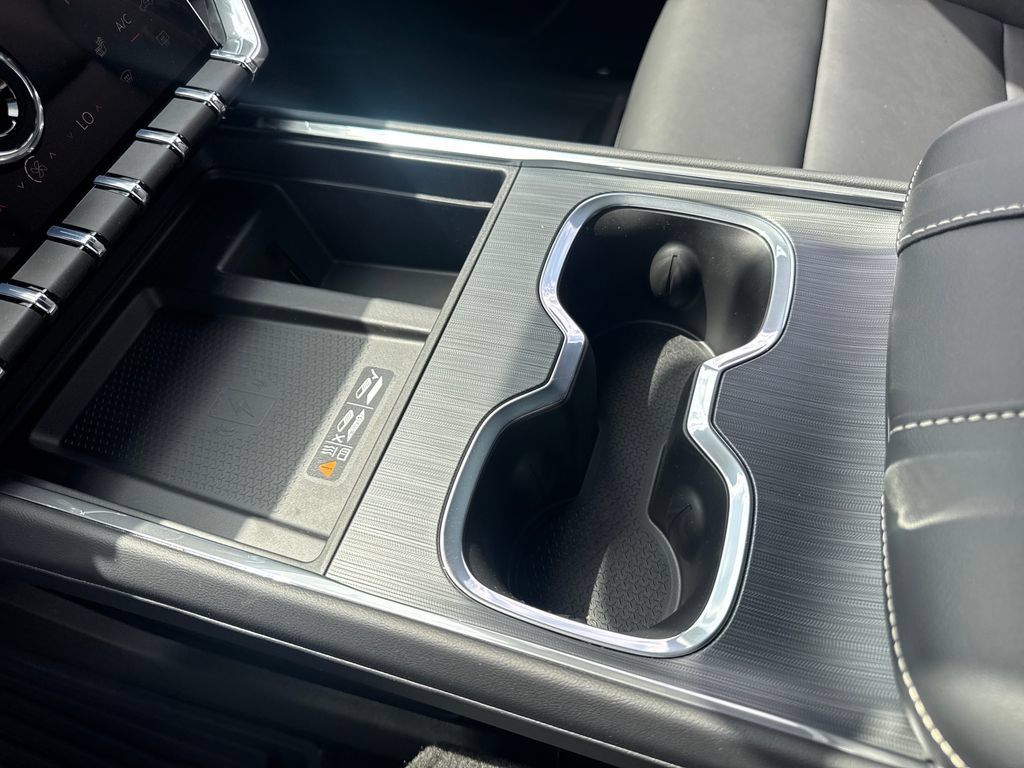 New 2026 GMC Acadia Elevation w/ Elevation Premium Package FWD image 18