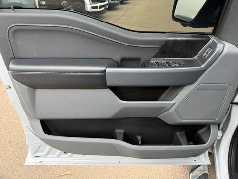 Certified 2022 Ford F150 XLT w/ Equipment Group 302A High image 11