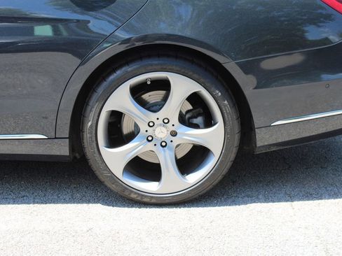 Used 2016 Mercedes-Benz S 550 Sedan image 40