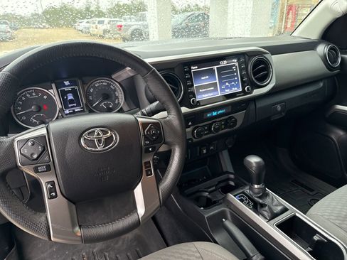 Used 2021 Toyota Tacoma SR5 image 13