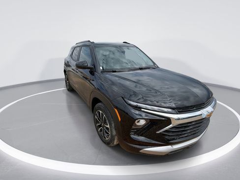 New 2026 Chevrolet TrailBlazer LT w/ Convenience Package image 2