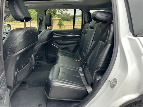 Used 2022 Jeep Grand Cherokee Limited 4xe AWD/4WD image 8