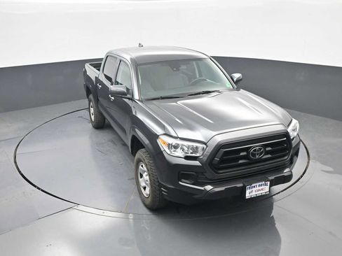 Used 2022 Toyota Tacoma SR AWD/4WD image 44