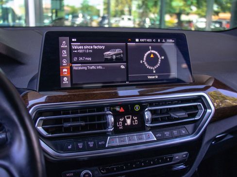 Used 2023 BMW X3 xDrive30i image 16