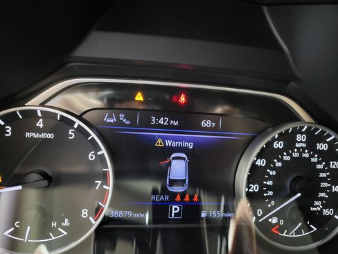 Used 2023 Nissan Murano SV w/ SV Midnight Edition Package image 16