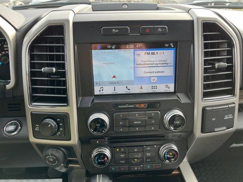 Used 2018 Ford F150 Lariat w/ Equipment Group 502A Luxury image 22