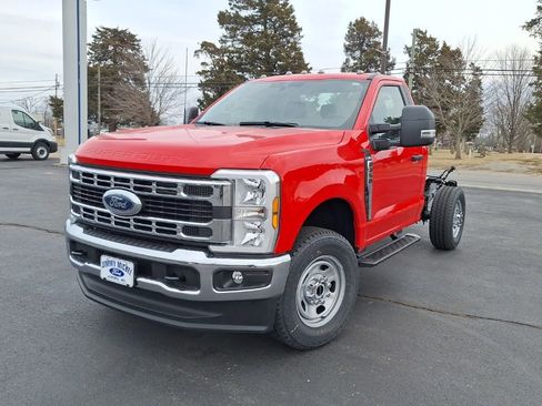 New 2026 Ford F350 XL w/ XL Chrome Package image 24