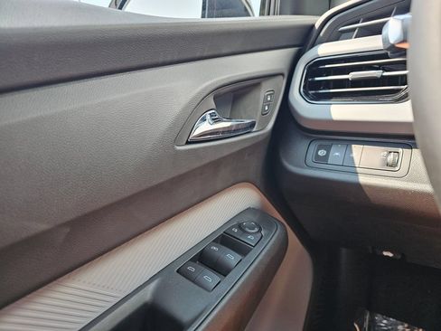 New 2027 Chevrolet Bolt RS FWD image 33