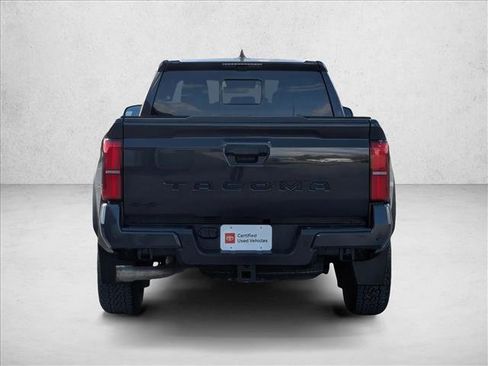 Used 2024 Toyota Tacoma TRD Off-Road w/ TRD Off Road Premium Package image 7