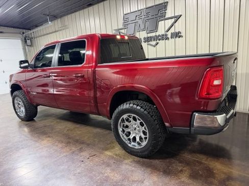 Used 2025 RAM 1500 Laramie AWD/4WD image 5