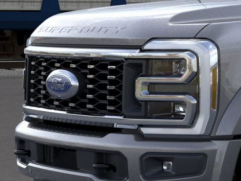 New 2026 Ford F450 Platinum AWD/4WD image 17