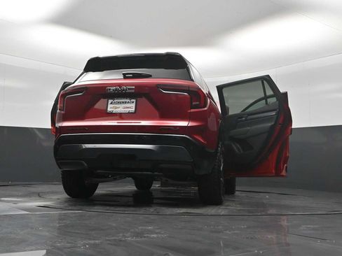 New 2027 GMC Terrain AT4 w/ LPO, Black Badging Package AWD/4WD image 30