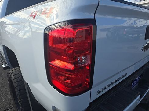 Used 2018 Chevrolet Silverado 2500 High Country w/ Duramax Plus Package image 36