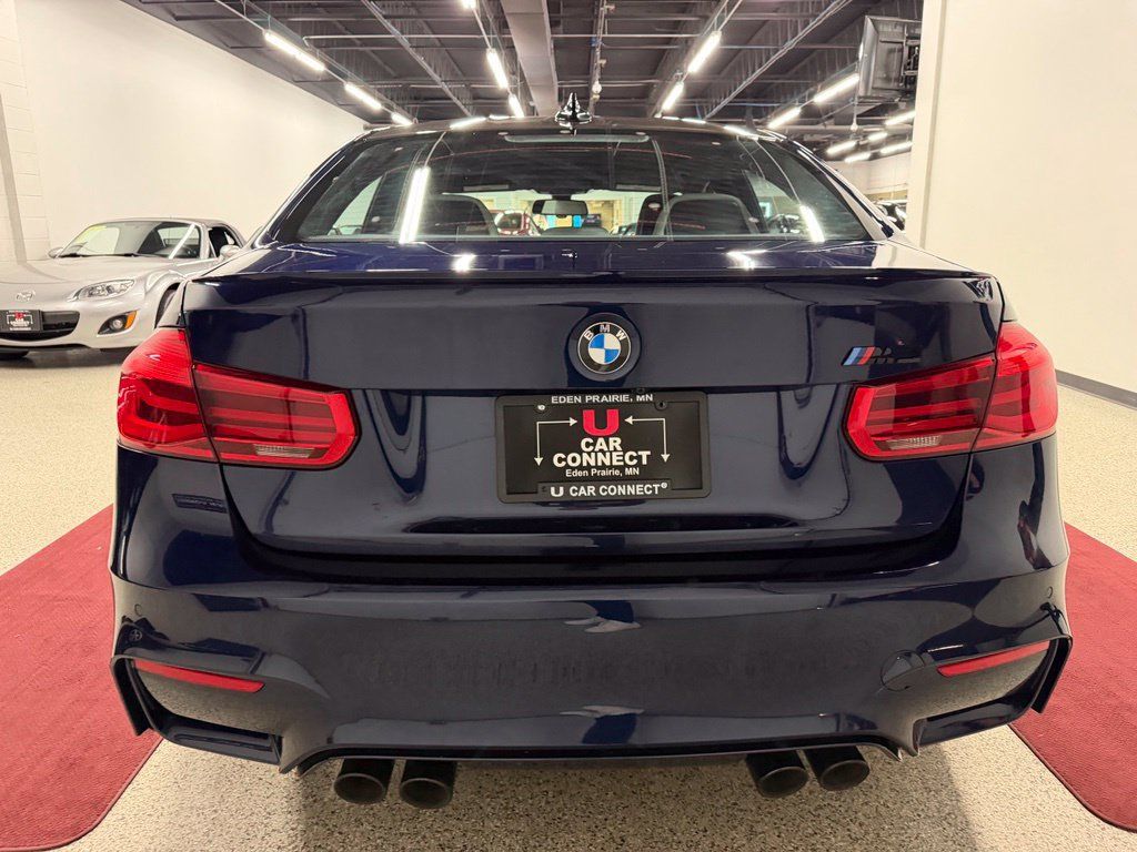 Used 2018 BMW M3 RWD image 13