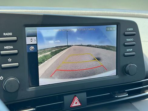 Used 2025 Hyundai Elantra Sport image 15