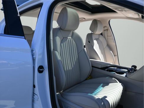 New 2026 Genesis G70 2.5T Prestige image 25