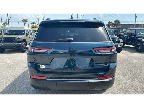 New 2026 Jeep Grand Cherokee L Limited w/ Limited Altitude Package RWD image 5