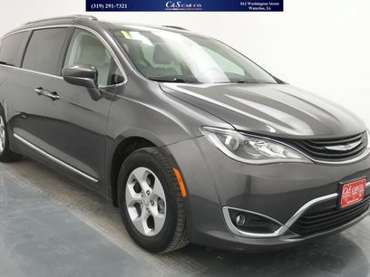 Used 2018 Chrysler Pacifica Touring-L