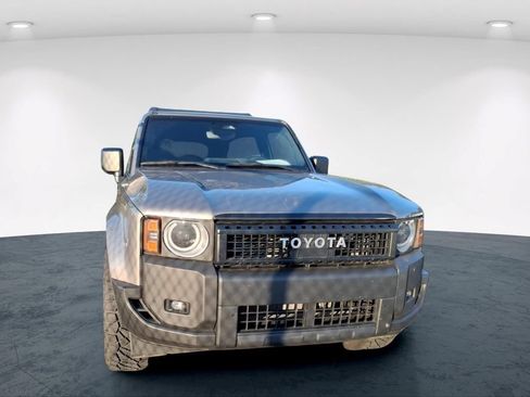Used 2025 Toyota Land Cruiser 1958 AWD/4WD image 9