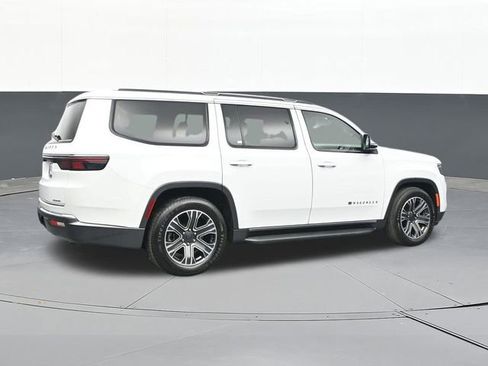 Used 2022 Jeep Wagoneer Series III image 15