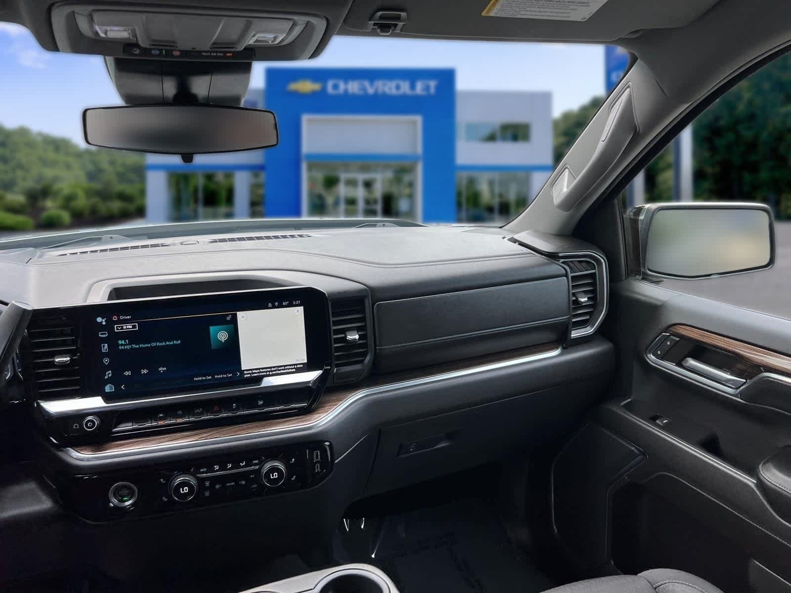Certified 2023 Chevrolet Silverado 1500 LT AWD/4WD image 32