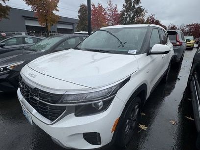 Used 2024 Kia Seltos LX