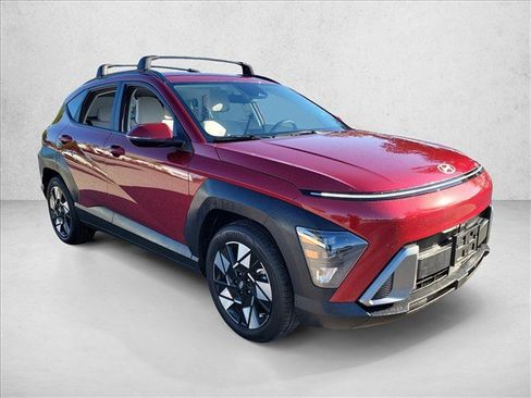 Used 2025 Hyundai Kona SEL FWD image 3